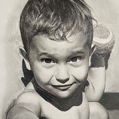 Retrato realista con lápiz de grafito. Pencil Drawing, Portrait Drawing, and Realistic Drawing project by Pablo Barrios Ureta - 03.19.2020