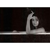 Mi Proyecto del curso: Zoned Out . Projekt z dziedziny  Kompoz, cja w fotografii, Fotografia art, st, czna i Retuszowanie fotografii użytkownika Camila Pérez - 19.03.2020