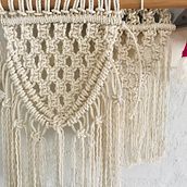 Mi Proyecto del curso: Macramé: nudos básicos y complejos . Macramé, and Fiber Arts project by valencure - 03.21.2020