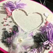 Mi Proyecto del curso: Bordado y personalización de accesorios . Embroider, and Collage project by Mónica Díaz - 03.20.2020