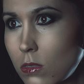 Retoque de belleza. Fashion Photograph project by Cristina Moix Trinidad - 03.23.2020