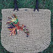 Mi Proyecto del curso: Bordado y personalización de accesorios . DIY project by Alicia Cruz - 03.23.2020