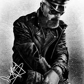 Mi Proyecto del curso: Retrato realista con lápiz de grafito. Un projet de Beaux Arts, Dessin de portrait , et Dessin réaliste de Adrián Gutierrez Aguerri - 31.03.2020