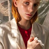 Milo, 2019.. Photographic Composition, Fashion Design, Photograph, Fine-Art Photograph, Fashion Photograph, Portrait Photograph, and Outdoor Photograph project by Cristian Agulló Rodríguez - 04.11.2019