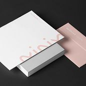 Minim - Branding. Un proyecto de Br, ing e Identidad, Desarrollo Web, Diseño de logotipos, Diseño gráfico y Diseño Web de Miguel Payà Sanchis - 01.04.2018