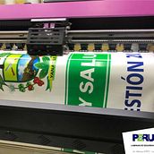 IMPRESION DE VINIL AUTOADHESIVO LAMINADO MATE BRILLO LIMA PERU. Interior Design, Graphic Design, and Advertising project by Perufilms servicios generales Sac - 04.08.2020