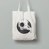 Calavera  Totebag. Traditional illustration project by Marta Portillo - 04.09.2020
