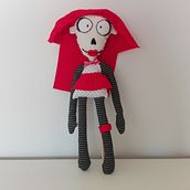 Mi primer personaje aquí: Una Caperucita. Sewing project by Judith Surroca - 04.11.2020