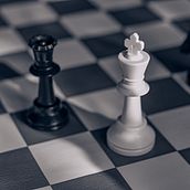 Chess 1. Photographic Composition, Photograph, and Digital Photograph project by Moises Botero Oviedo - 04.11.2020