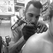 Meu projeto do curso: Tatuagem para principiantes. Un progetto di Design di tatuaggi di Nuno Filipe Rodrigues Dinis - 20.04.2020