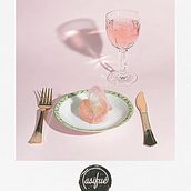 Mi Proyecto del curso: Polaroids bodegones conceptuales. Product Photograph, and Food Photograph project by Gabriela Navarro Santander - 04.22.2020