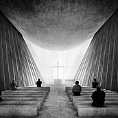 RWANDA CHAPEL CONCURSO . Projekt z dziedziny  Architektura użytkownika Angelina Alvarez - 21.04.2020