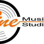 LOGO LINE MUSIC STUDIO. Un projet de Création de logos de Tonju Gomez - 21.04.2020