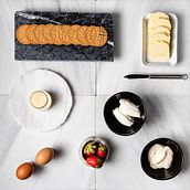 Tarta de queso horneada . Photograph project by Diva Casciani - 04.23.2020