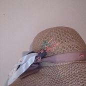 Mi Proyecto del curso: Bordado y personalización de accesorios . Un progetto di Creatività e Design di Ana Villazon - 26.04.2020