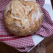 Pan masa madre . Photograph, and Product Photograph project by Ani Ribas - 05.04.2020