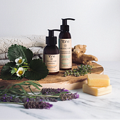 Organic Care de Tahe . Un proyecto de Fotografía de producto de Cristina Navarro Avilés - 03.05.2020