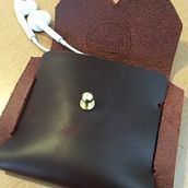 Mi Proyecto del curso: Diseño de accesorios en cuero sin costuras. Artesanato, e Design projeto de Ilse Reyes Medina - 22.05.2020
