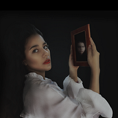 Mi Proyecto del curso: Autorretrato fotográfico conceptual. Photograph, Fine-Art Photograph, Portrait Photograph & Instagram Photograph project by Valentina Gutiérrez - 05.12.2020