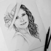 Retrato a grafito. Un progetto di Disegno a matita, Disegno artistico e Disegno di ritratti di Toñi García - 27.05.2020