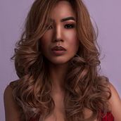 Mujer Elegante. Photograph, Portrait Photograph, and Photo Retouching project by Francisco Gonzalez - 05.28.2020