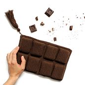 bolso chocolate . Un projet de St , et lisme de io morales sánchez - 28.05.2020
