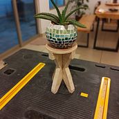 Pequeño taburete para Macetas.. Woodworking project by Irving Sanchez Mendoza - 06.24.2020