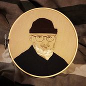 My project in Creation of Embroidered Portraits course. Un projet de Broderie de Lucette Unfurling - 03.06.2020