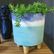 vaso com pé 3 cores . Interior Design, Interior Architecture, Arts, Crafts, Accessor, Design, and DIY project by Halan Medeiros - 06.11.2020
