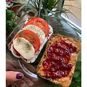 My project in Content Creation and Editing for Instagram Stories course. 3D project by Hilola Yusupova - 06.07.2020