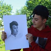 Mi Proyecto del curso: Retrato realista con lápiz de grafito. Un proyecto de Dibujo a lápiz de Abraham Serey - 11.06.2020