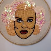 Meu projeto do curso: Retratos bordados com pedrarias. Embroider project by Priscila Pansutti - 06.16.2020