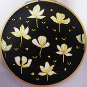 Mi Proyecto del curso: Composición floral con acrílico y bordado. Un progetto di Ricamo di Ariadne Silva - 18.06.2020