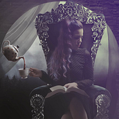 Foto manipulación y montajes II. Un proyecto de Diseño, Fotografía, Diseño editorial, Diseño gráfico, Fotografía artística, Instagram, Fotografía para Instagram y Composición fotográfica de Van García - 24.06.2020