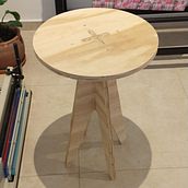 Mi Proyecto del curso: Mesa auxiliar para el living. Woodworking project by Maria Caterina Riggio - 06.25.2020