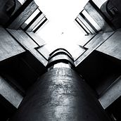 A la distancia. Architectural Photograph project by Victor Hernandez - 07.14.2020