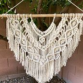 Mi Proyecto del curso: Macramé: nudos básicos y complejos . Un proyecto de Macramé de Pilar - 17.07.2020