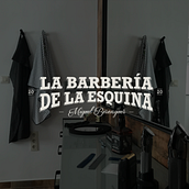 La Barbería de la Esquina. Identidad y espacio.. Br, ing, Identit, Interior Design, Graphic Design & Interior Decoration project by Teresa Berenguer Delicado - 06.01.2020