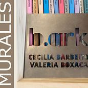 Hall con murales. Un projet de Architecture de Valeria Boxaca - 25.09.2019