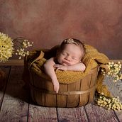 Mi Proyecto del curso: Introducción a la fotografía newborn. Studio Photograph, Portrait Photograph, Digital Photograph, and Photo Retouching project by Veronica Herrero Fuentes - 08.06.2020