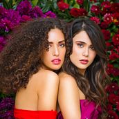 La mujer y la Dalia . Un proyecto de Dirección de arte y Fotografía de Guillermo Espejel - 18.08.2020