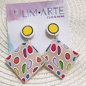 Statement earrings. Un proyecto de Cerámica, Artesanía, Creatividad, Diseño de jo y as de Limarie Cintrón - 18.08.2020