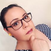 Mi Proyecto del curso: LinkedIn: construye tu marca personal . Un proyecto de Diseño gráfico de Denise GV - 19.08.2020