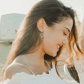 Felicidad pospandemia. Photograph, Portrait Photograph, and Outdoor Photograph project by Jimena Pérez - 08.19.2020
