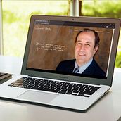 Fernando Alberca - Web. Een project van  Ontwerp, Grafisch ontwerp y Webdesign van Rocío Solís Izquierdo - 22.09.2018