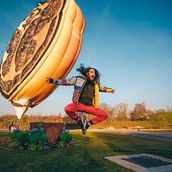 Sobre el Festival Tomorrowland . Projekt z dziedziny Komunikacja, Kreat, wność, Projektowanie interakt, wne, Marketing treści i  Reklama użytkownika Micaela Fazio - 29.08.2020