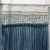 Mi Proyecto del curso: Introducción al macramé: creación de un tapiz decorativo. Un progetto di Macramè di Isabel Osorio - 04.09.2020