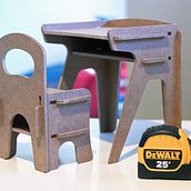 Prototipo de escritorio y silla a escala, gracias por el aprendizaje. . Arsitektur proyek oleh Adolfo Aguirre - 09.08.2020