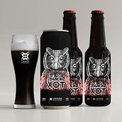 L'EIXIDA Cervesa Artesana - Black Xot. Een project van  Br, ing en identiteit, Grafisch ontwerp, Packaging,  Ontwerp,  Reclame y Traditionele illustratie van Elisabet Vidal - 09.09.2020