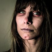 Autorretrato: Pretendiendo decir adiós (2019). Un proyecto de Fotografía, Fotografía artística, Fotografía de retrato y Fotografía digital de Jesica Wagner - 14.09.2020